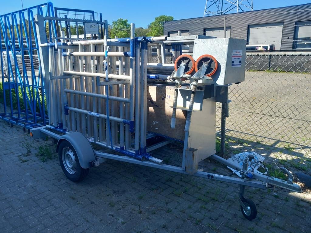 Steiger aanhanger met Custer steiger, werkhoogte 10m, Doe-het-zelf en Verbouw, Steigers, Custer, Gebruikt, Ophalen of Verzenden