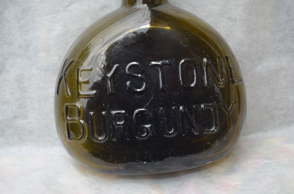 Keystone Burgundy oude Austr. wijnflessen 19e eeuws, Ophalen of Verzenden