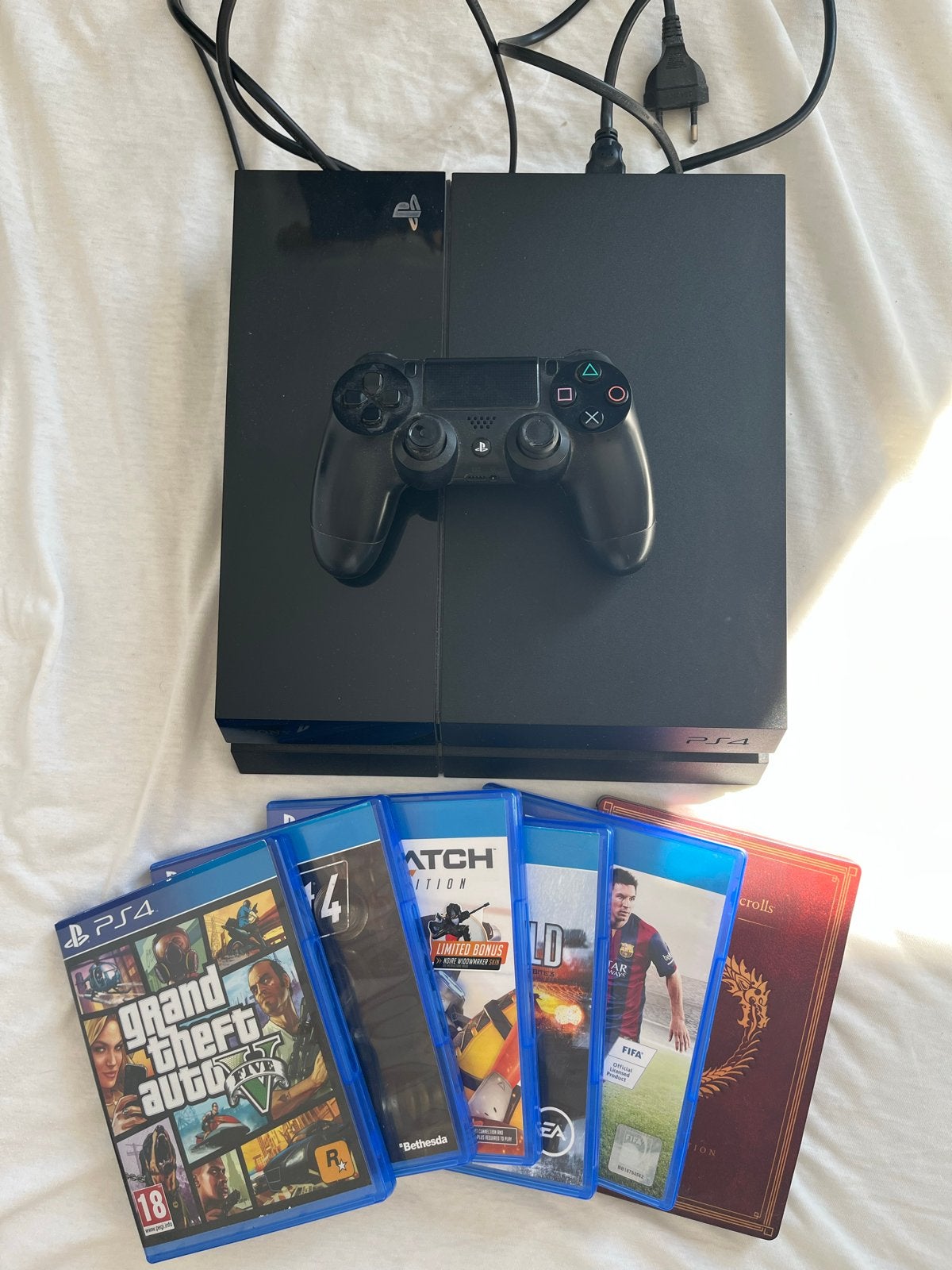 PS4 Zwart met controller en 6 topgames, Ophalen, Met 1 controller, Original, Gebruikt