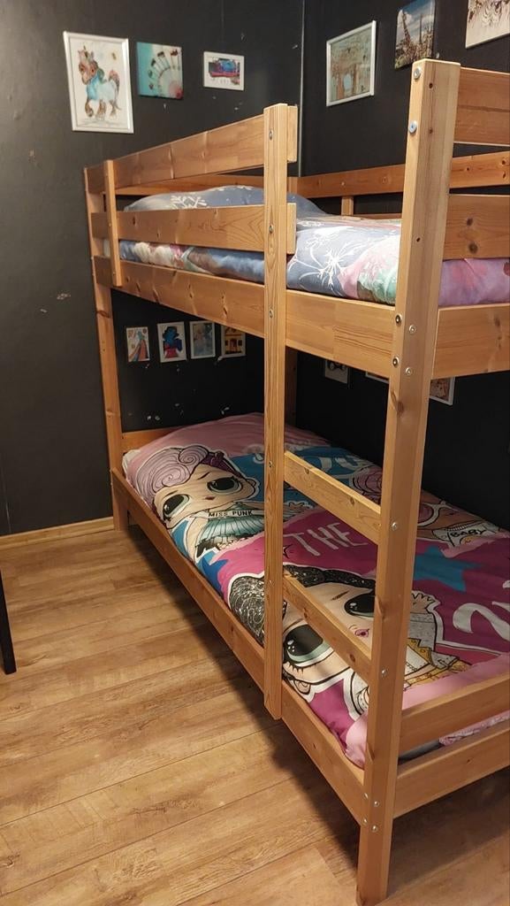 Kinderstapelbed met matrassen en beddengoed, Ophalen of Verzenden, Zo goed als nieuw, Stapelbed