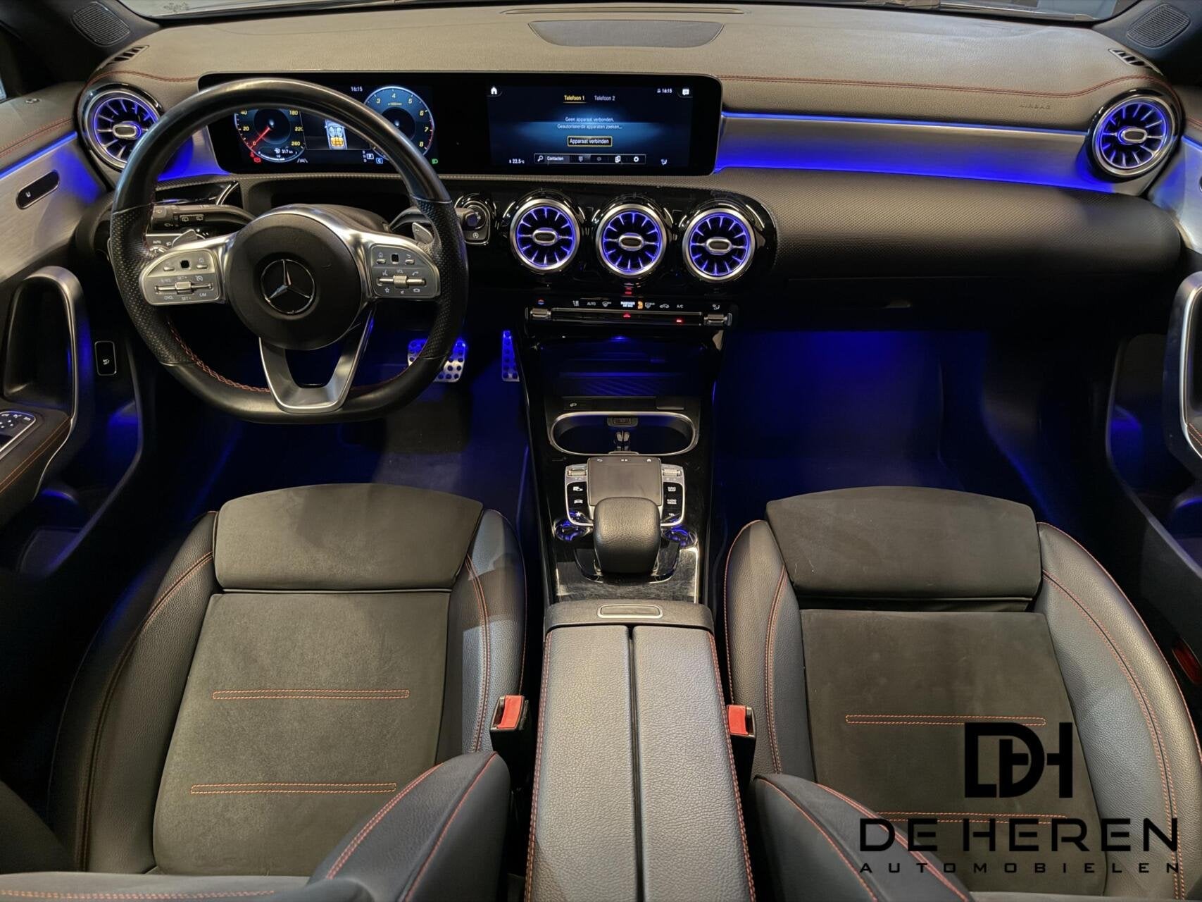 Mercedes CLA-Shooting Brake 200 Premium|PANO|MAXTON|LANE|AMG, Gebruikt, 4 cilinders, 163 pk, 1600 kg
