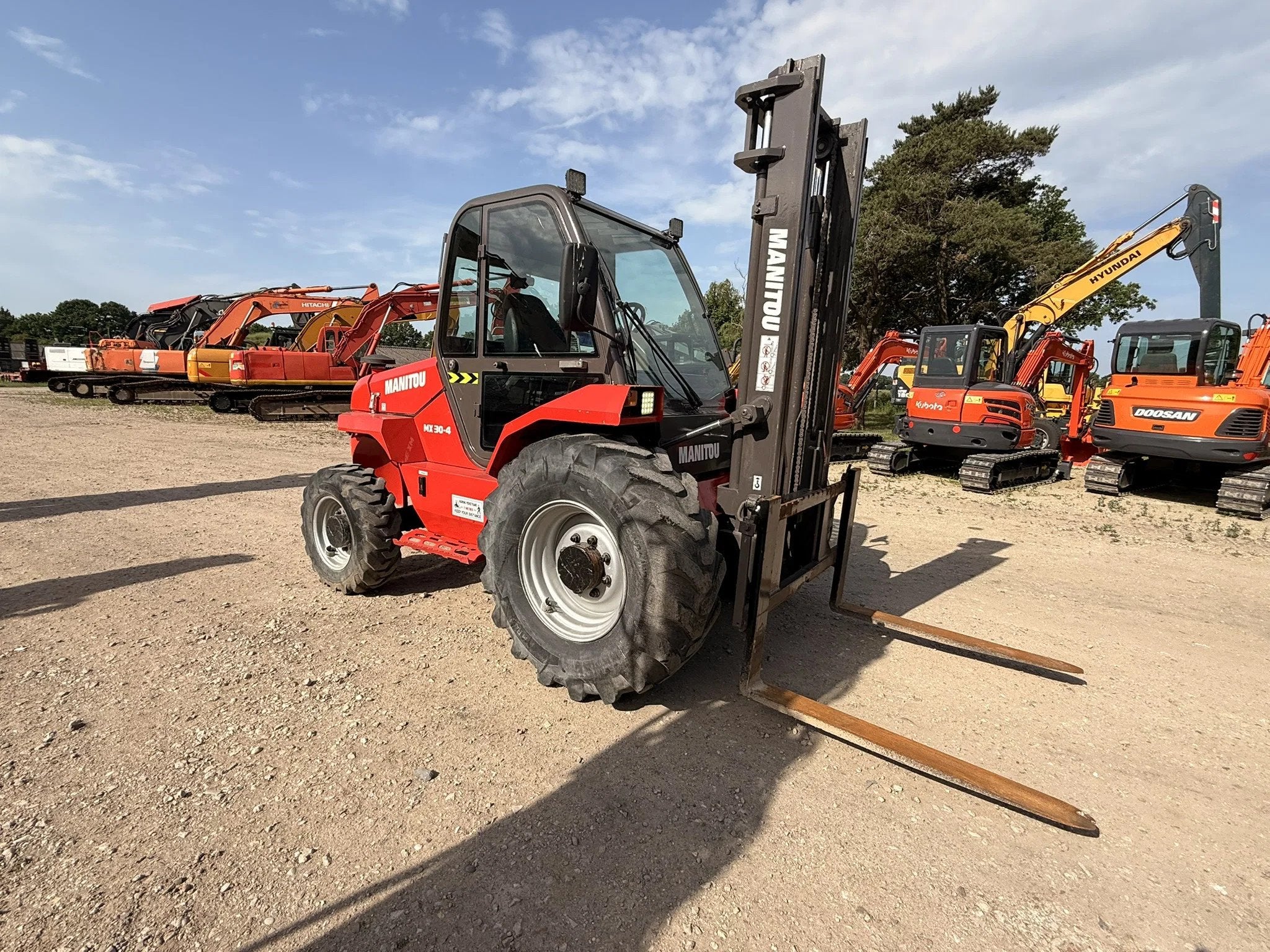 Manitou M30-4 M30-4 (bj 2017), Zakelijke goederen, Machines en Bouw | Heftrucks en Intern transport, Ruwterrein, Diesel, Topperweg 60
3774 LJ  Kootwijkerbroek
