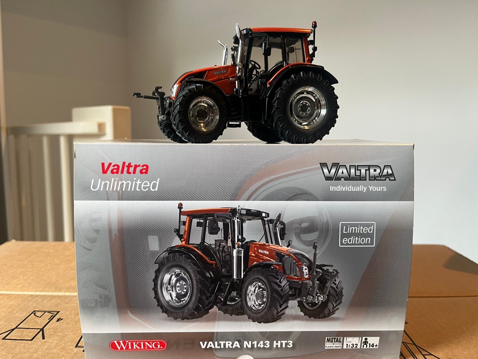Valtra N 143 HT3 trekker Wiking Limited Edition, Ophalen of Verzenden, Nieuw, Tractor of Landbouw, Overige merken