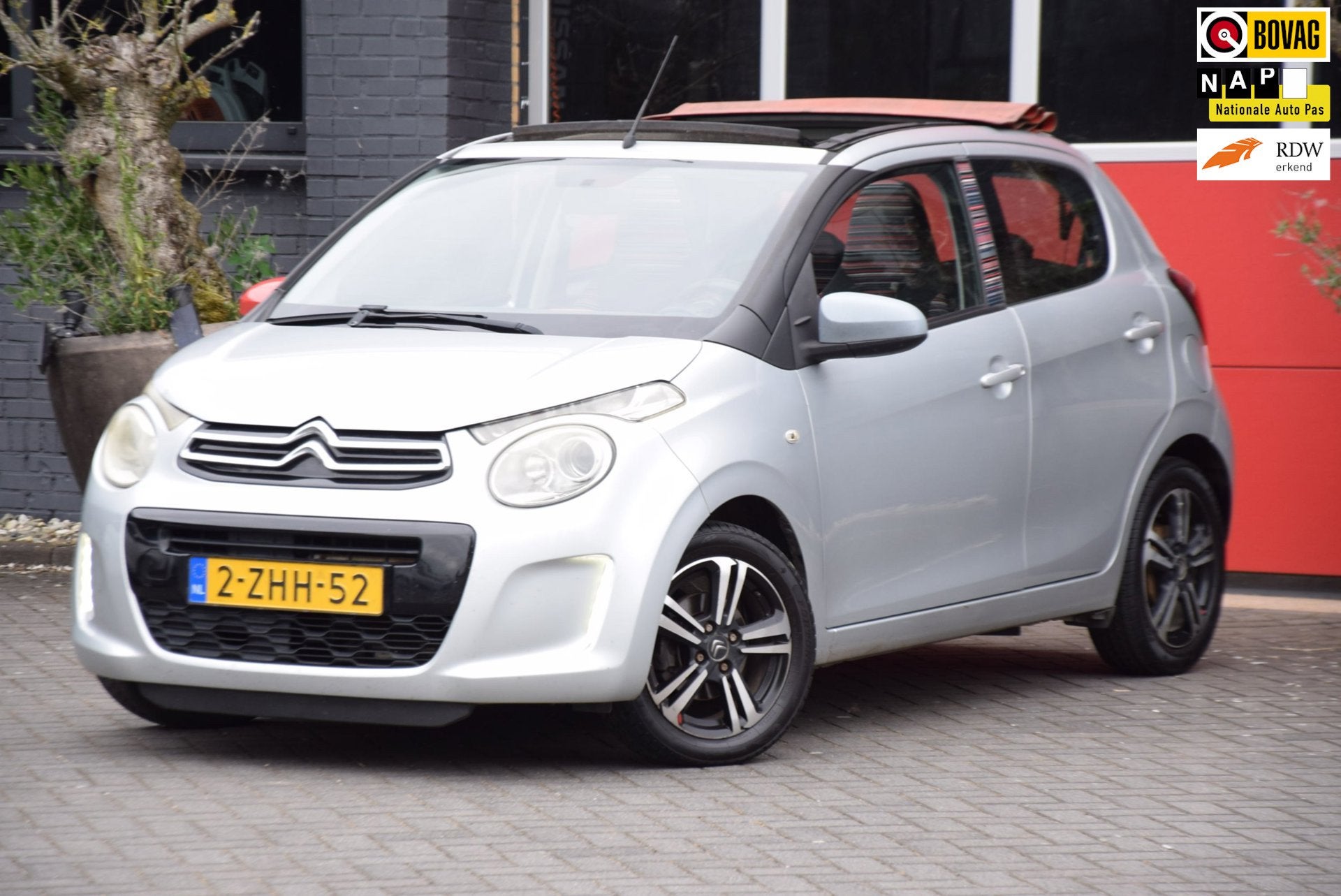Citroen C1 1.2 Airscape Shine 2015 Nieuwe Koppeling en D-rie, Voorwielaandrijving, Euro 5, Stof, Gebruikt
