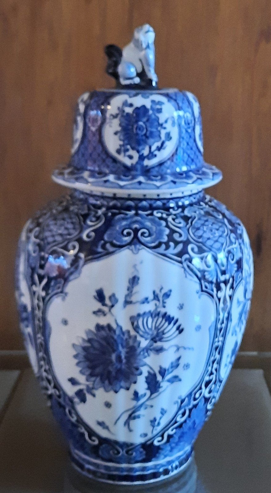 Vaas Delfts Blauw by Boch, Antiek en Kunst, Antiek | Vazen, Ophalen