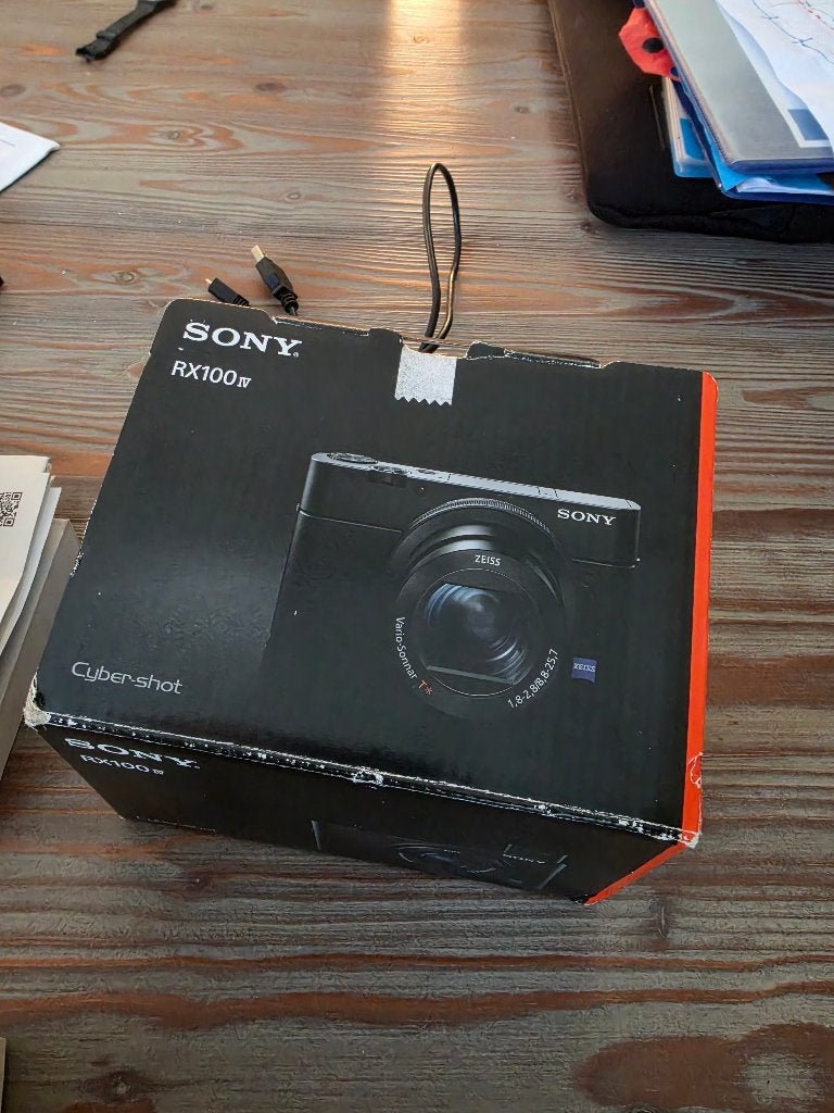 Sony RX100 IV Camera, Ophalen of Verzenden, Gebruikt, Sony, Minder dan 4 keer