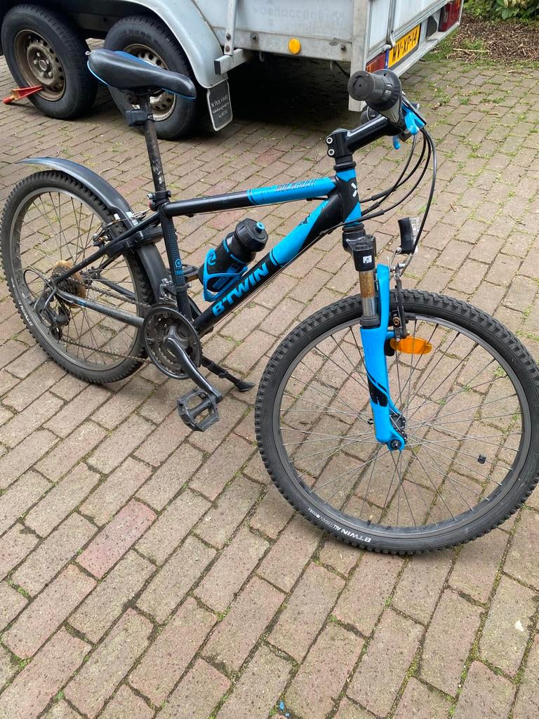 B'Twin Rockrider mountainbike, Fietsen en Brommers, Fietsen | Mountainbikes en ATB, Gebruikt, Hardtail, Velgrem, Ophalen