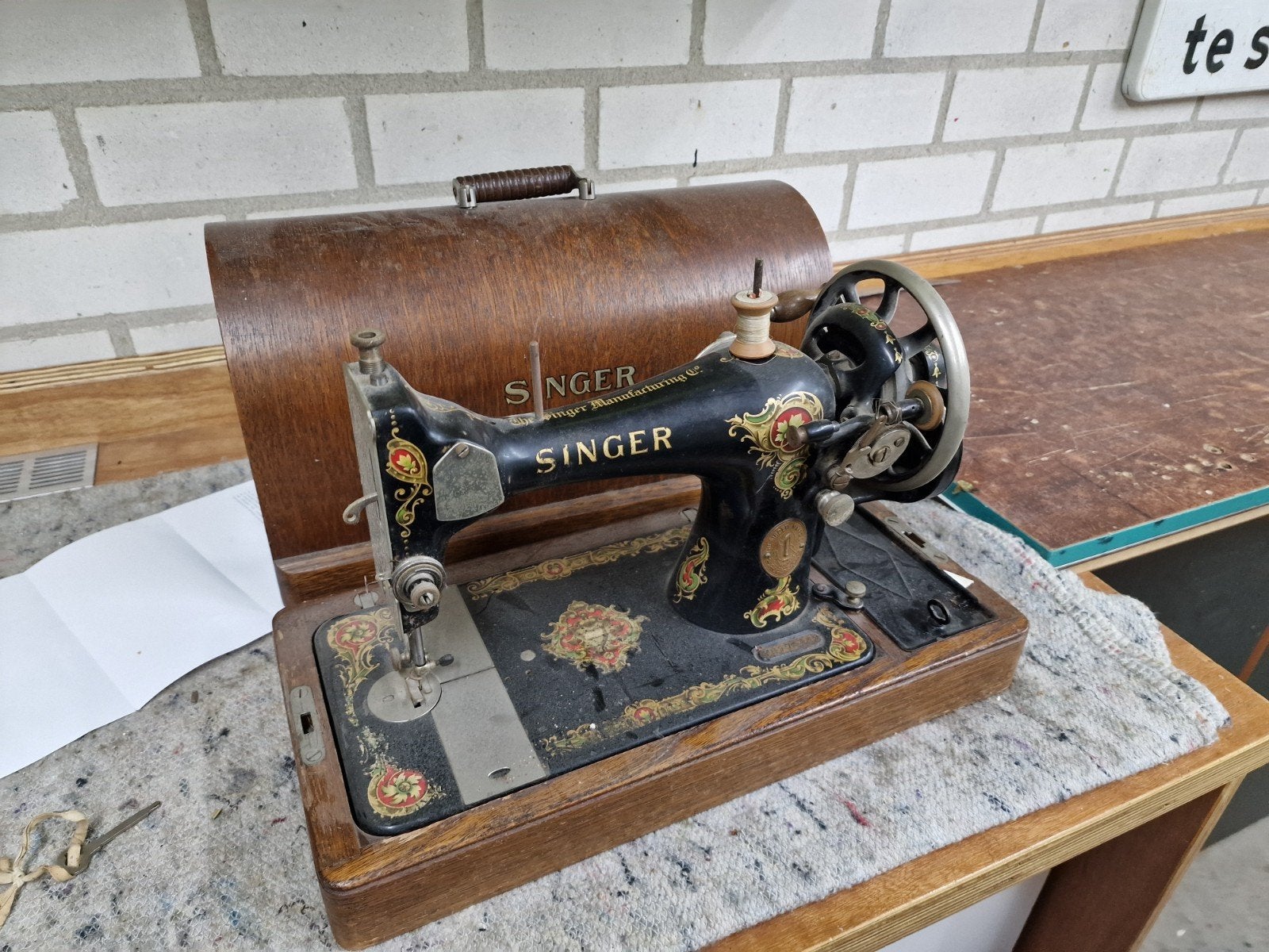 Antieke Singer Naaimachine met Houten Kap en Handleidingen, Antiek en Kunst, Antiek | Naaimachines, Ophalen of Verzenden