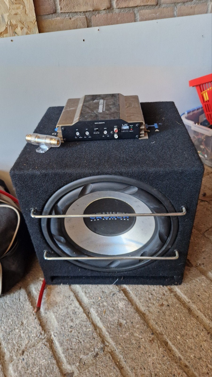 Ground Zero Subwoofer met Versterker, Ophalen of Verzenden