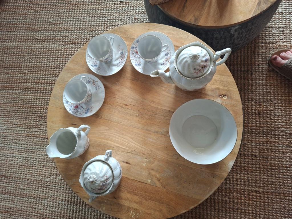 Schattig servies mosa, Antiek en Kunst, Ophalen of Verzenden