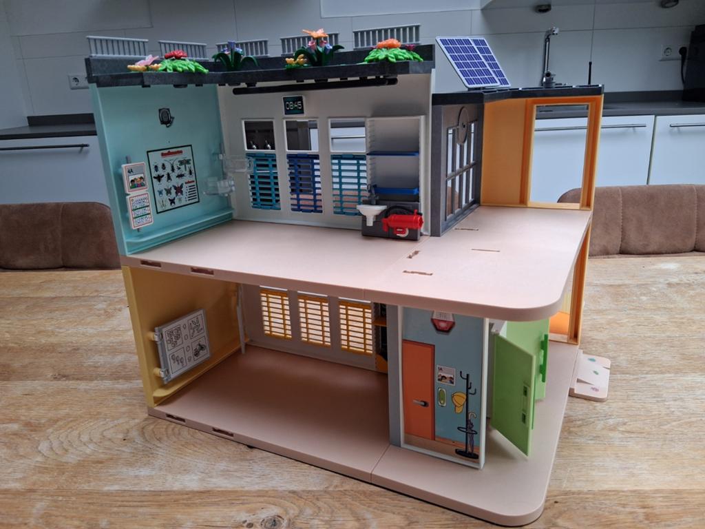 Playmobil City Life Grote school 71327, Ophalen of Verzenden, Zo goed als nieuw