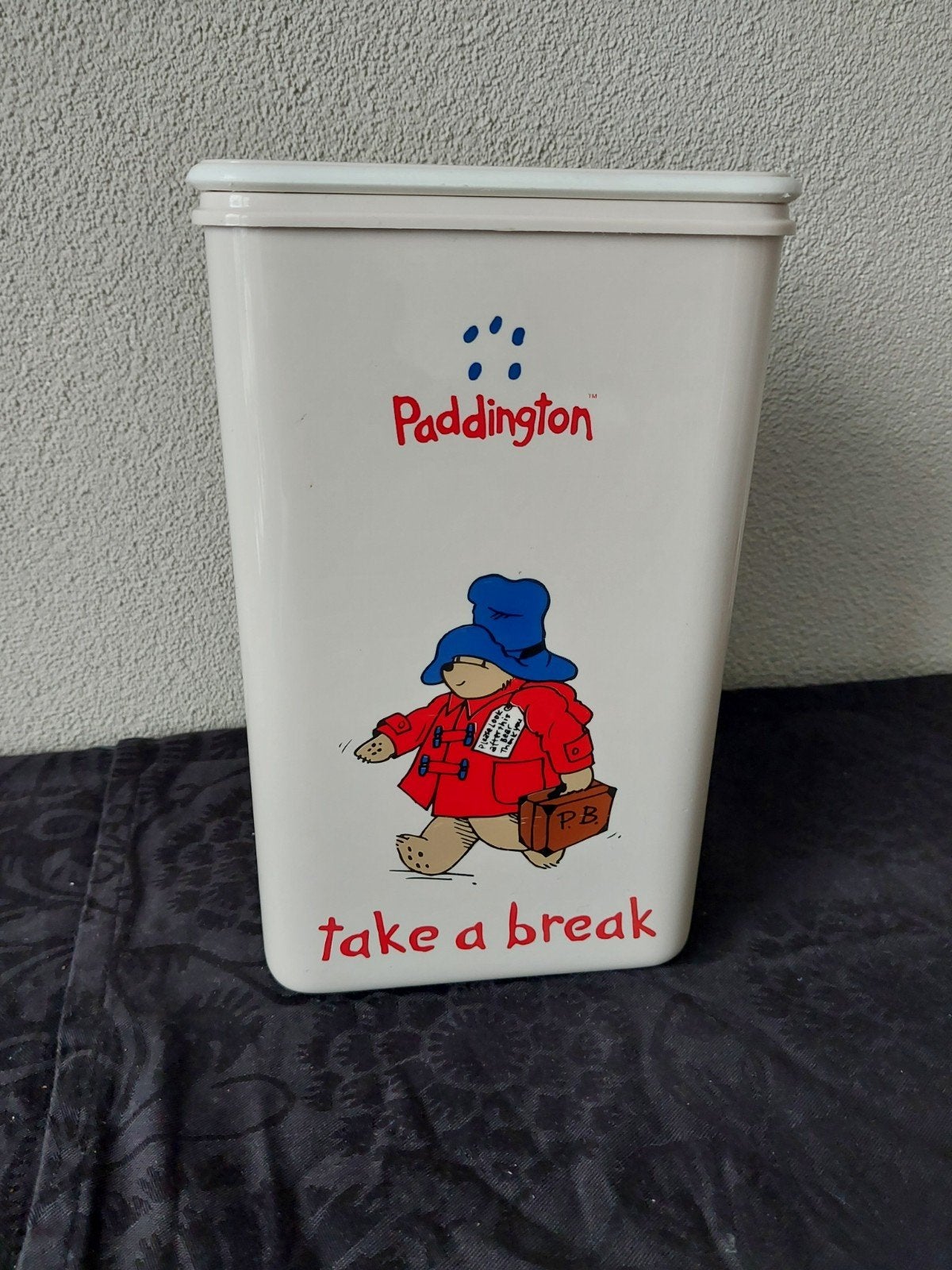 Vintage kunststof Paddington bewaarblik - Take a Break, Gebruikt, Kunststof, Ophalen of Verzenden, Voorraadpot