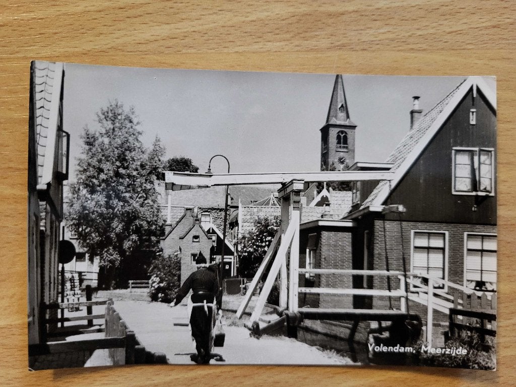 ansicht VOLENDAM klederdracht Meerzijde, Ophalen of Verzenden, Voor 1920, Noord-Holland