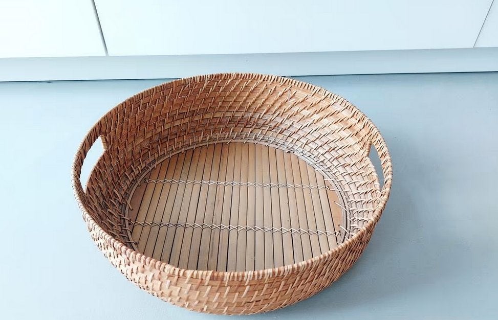Grote stevige diepe bamboe opbergmand met twee handvatten, Huis en Inrichting, Woonaccessoires | Schalen en Manden, Mand, Rond