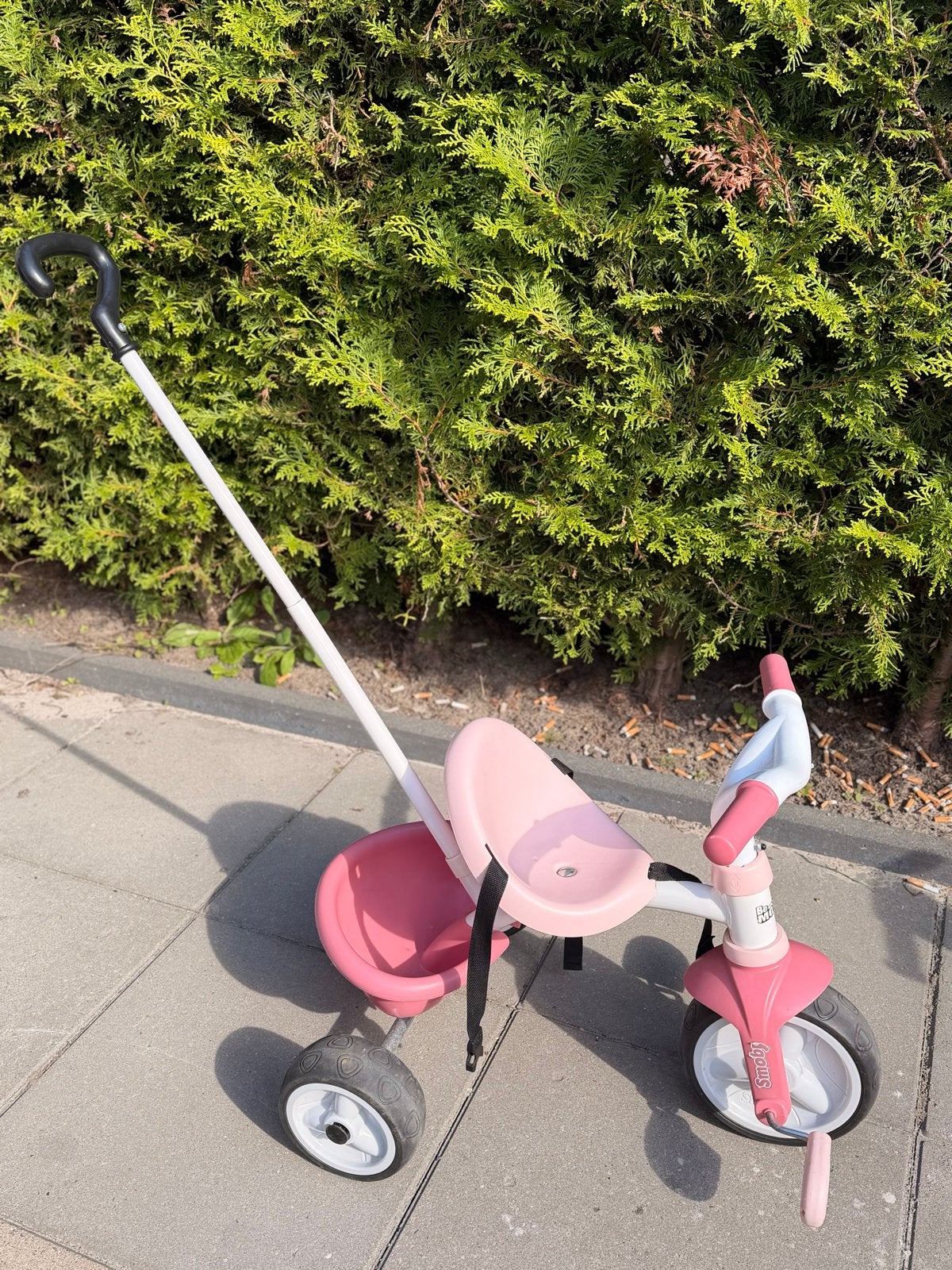 Smoby driewieler met duwstang en riempje, Fietsen en Brommers, Ophalen, Gebruikt