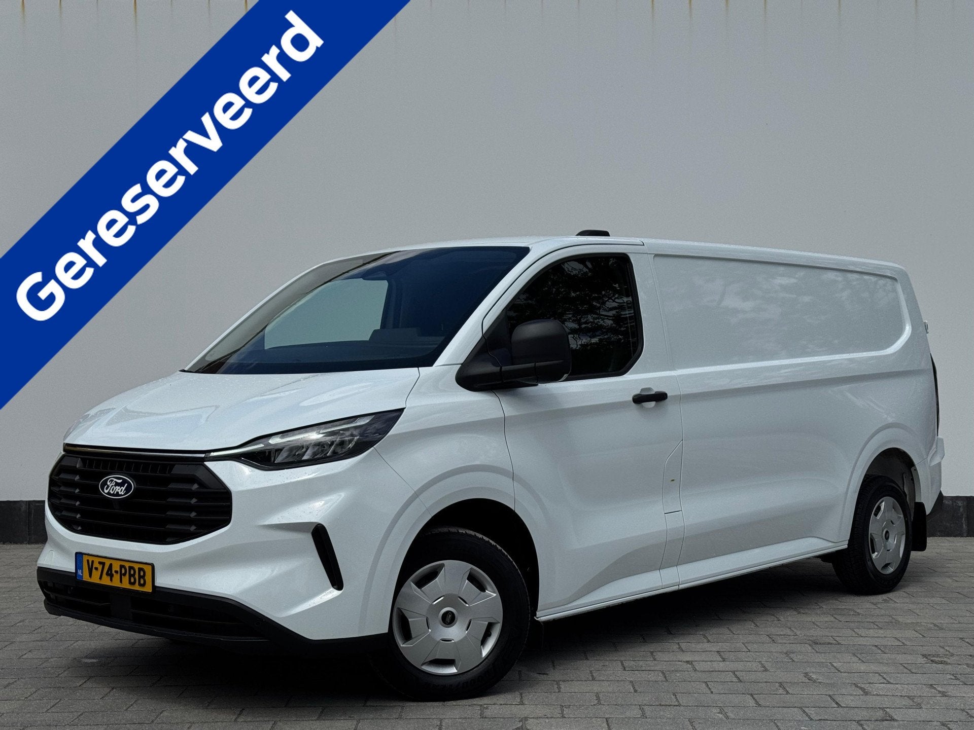 Ford Transit Custom 300 2.0 TDCI L2H1 Trend | Bekleding Viny, Voorwielaandrijving, 1849 kg, Gebruikt, 4 cilinders
