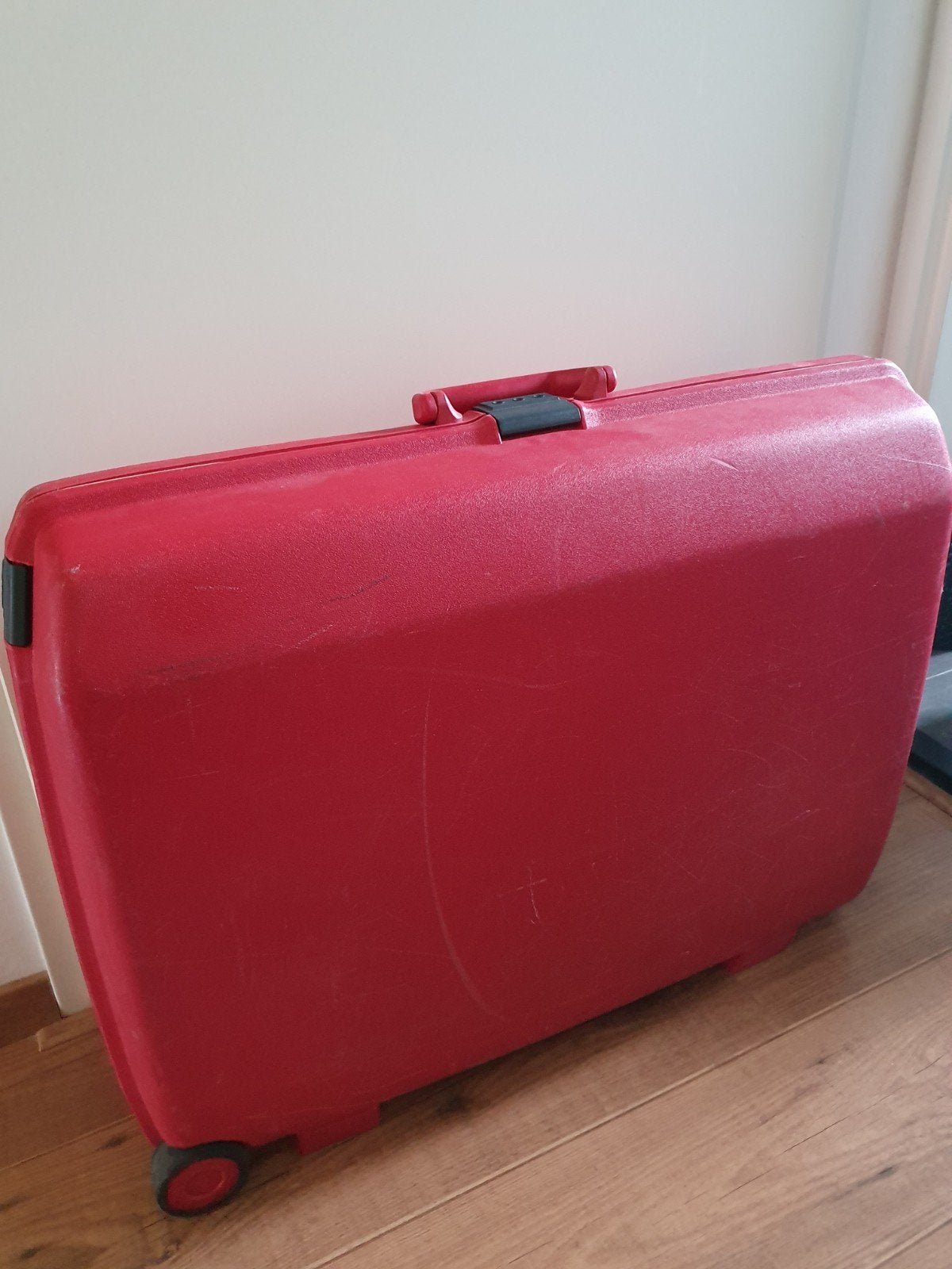 stevig grote Samsonite koffer, op wielen, met cijferslot, Ophalen of Verzenden, Zo goed als nieuw, Hard kunststof, 70 cm of meer