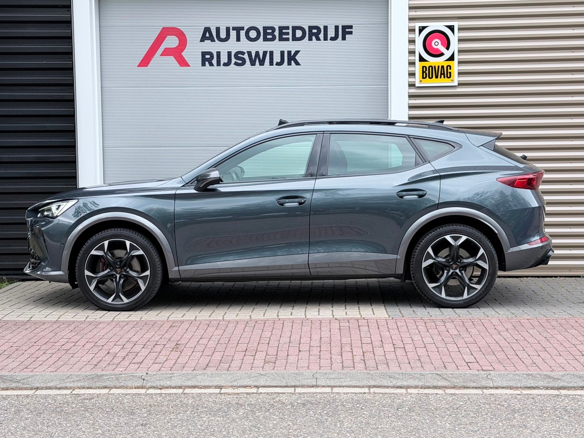 Cupra FORMENTOR 2.0 TSI 4DRIVE Pano/Camera/Sfeer, Auto's, 12 maanden, Euro 6, 4 cilinders, Alcantara
