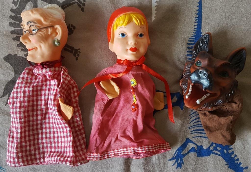 leuke kinderpoppenkast poppen., Ophalen of Verzenden, Zo goed als nieuw, Overige typen