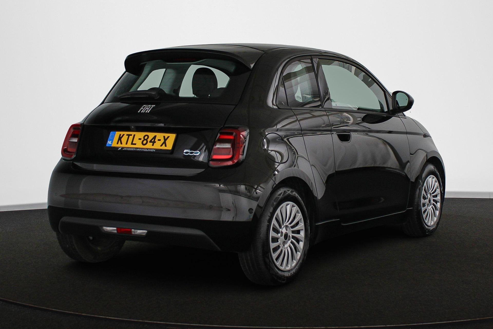 Fiat 500 3+1 Icon 42 kWh Stoelverwarming Camera Apple CarPla, Auto's, Gebruikt, https://media-marktplaats.export.dv.nl/23746564885/document-1.pdf