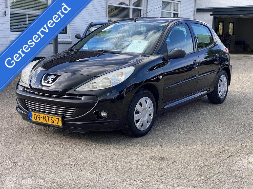 Peugeot 206 + 1.4 Millesim 200 | 5 drs |, 31 €/maand, 4 cilinders, Zwart, Origineel Nederlands