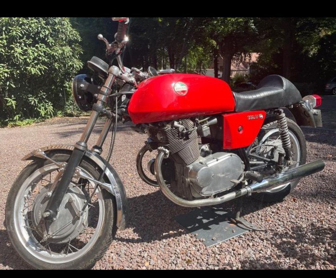 Laverda SF 750 uit 1972 - Technisch in topstaat, Motoren, 2 cilinders, Motorrijbewijs A, Gebruikt, Overig