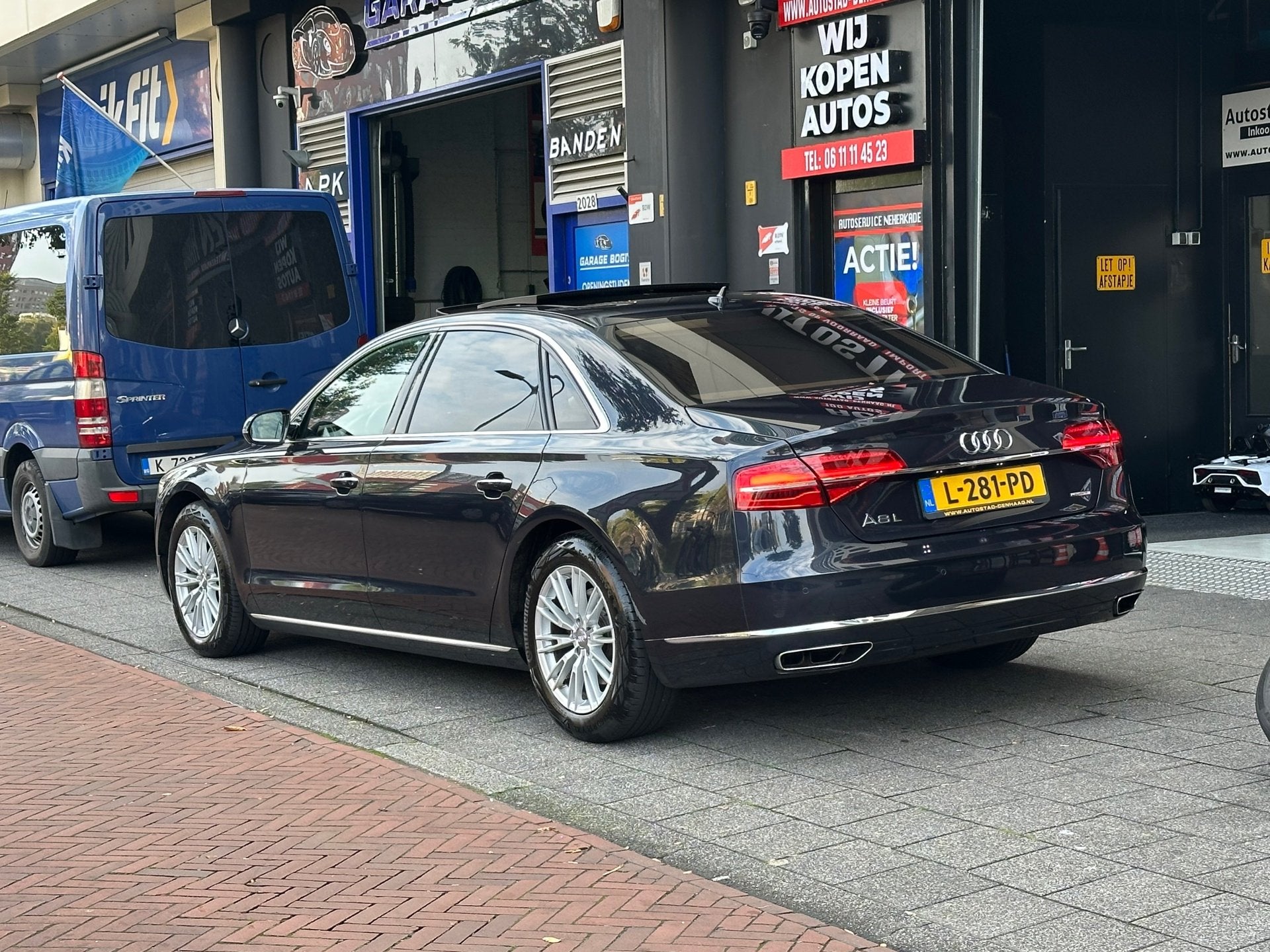 Audi A8 3.0 TDI Quattro Lang Pro Line+ Panoramadak, Auto's, Euro 6, Blauw, Bedrijf, Diesel