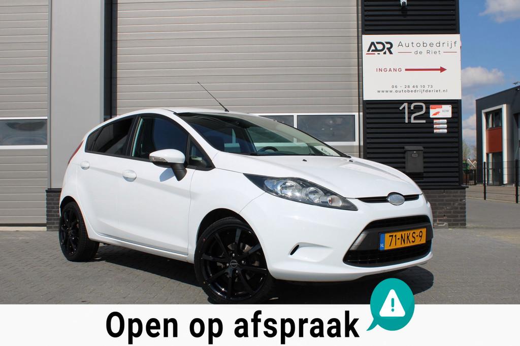 Ford Fiesta 1.25 Limited / 17'' LM / AIRCO / 5 DRS / NIEUWE, Voorwielaandrijving, Euro 5, Stof, 1242 cc