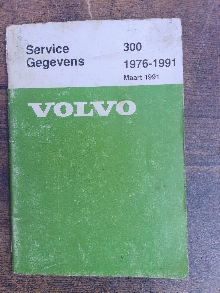 Volvo 300 serie 1976 - 91 Dealer zakboekje informatie, Ophalen of Verzenden, Gelezen, Volvo