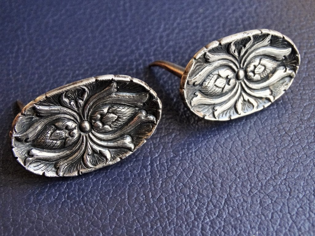 Grote zilveren ovale kaasduimen met dubbele lotusbloem, Antiek en Kunst, Antiek | Goud en Zilver, Verzenden, Zilver