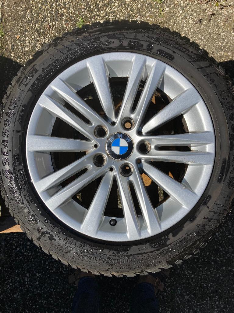 E90/e91 16 inch velgen met 4 seizoen banden 6mm, Auto-onderdelen, Banden en Velgen, Ophalen, Gebruikt, 16 inch, Banden en Velgen