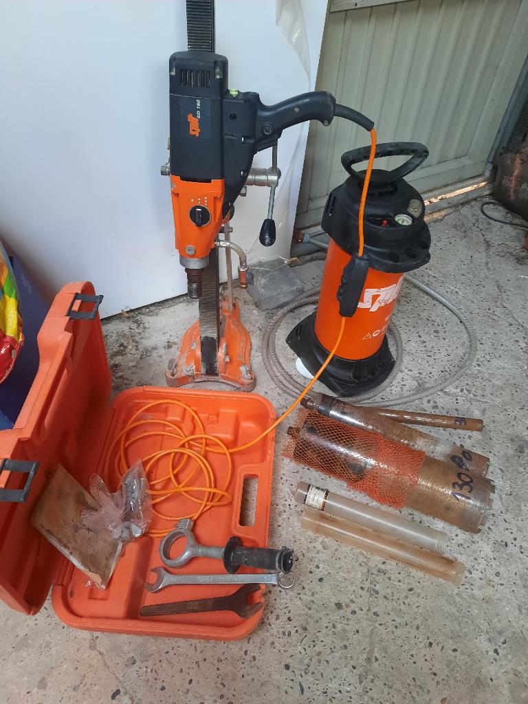 Spit sd160 diamantboormachine incl statief en boren, 600 watt of meer, Zo goed als nieuw, Variabele snelheid, Ophalen