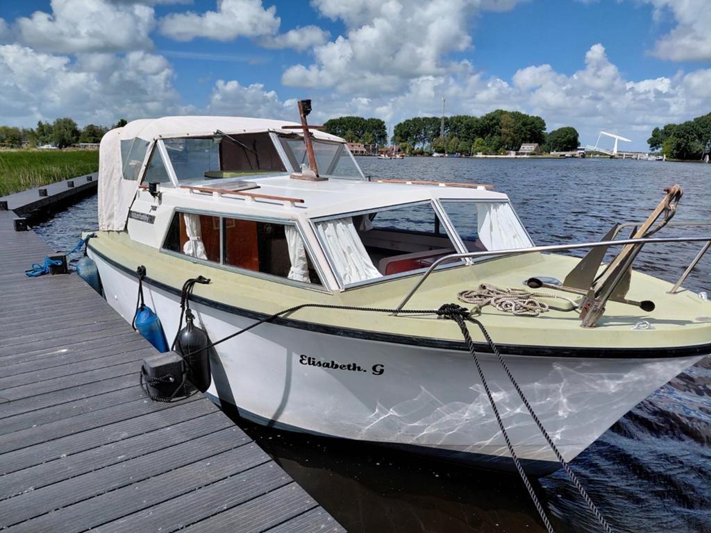 Mooie KILLKRUISER 7.20  2.80m met DIESELMOTOR KOOPJE, Watersport en Boten, Overige merken, 70 cm, Gebruikt, Diesel