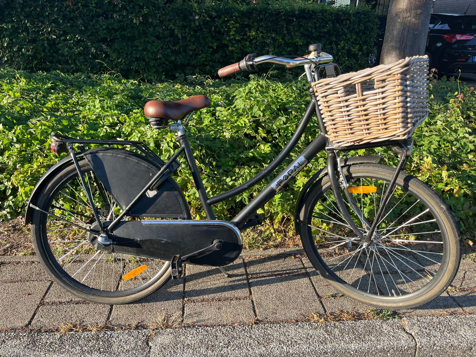 Popal 26 inch fiets met mand - Zo goed als nieuw, Fietsen en Brommers, Fietsen | Dames | Damesfietsen, Terugtraprem, Zo goed als nieuw