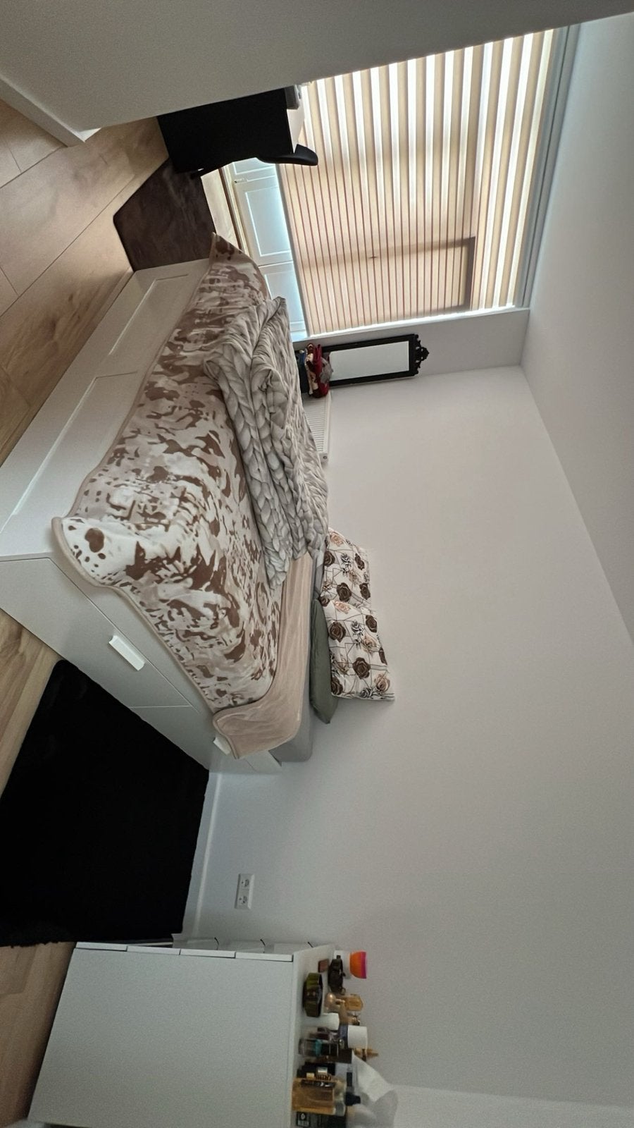 IKEA Bedframe VALEVÅG 180x200 met lattenbodem, Huis en Inrichting, Slaapkamer | Bedden, Ophalen, Wit, Tweepersoons, Zo goed als nieuw