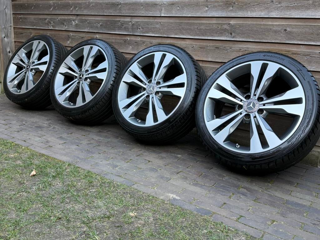 Orig Mercedes-Benz A B CLA AMG Line 18 inch velgen, 18 inch, Gebruikt, Banden en Velgen, Ophalen of Verzenden