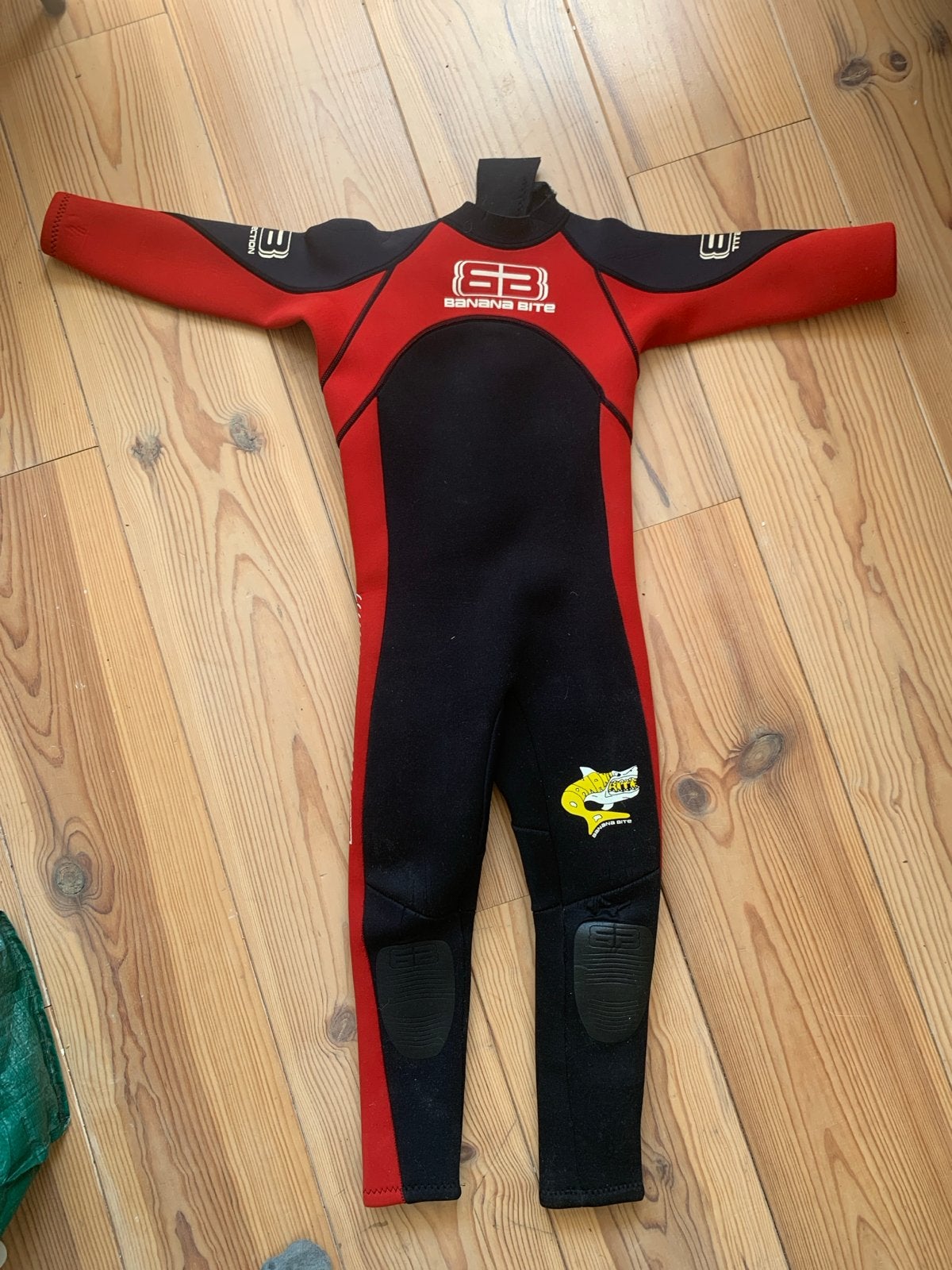 Banana Bite Kinder Wetsuit MT 120, Watersport en Boten, Watersportkleding, Ophalen of Verzenden, Gebruikt, Kind, Wetsuit