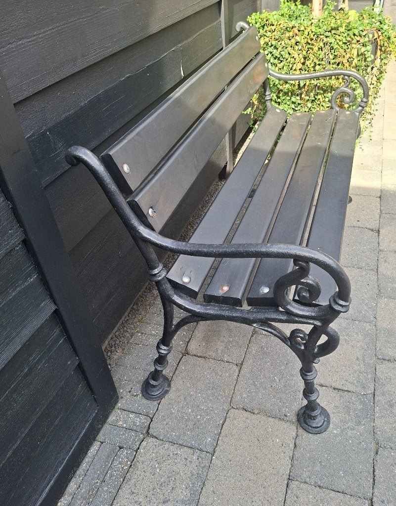 Mooi gietijzeren tuin bankje, Tuin en Terras, Ophalen of Verzenden, Gebruikt, Metaal