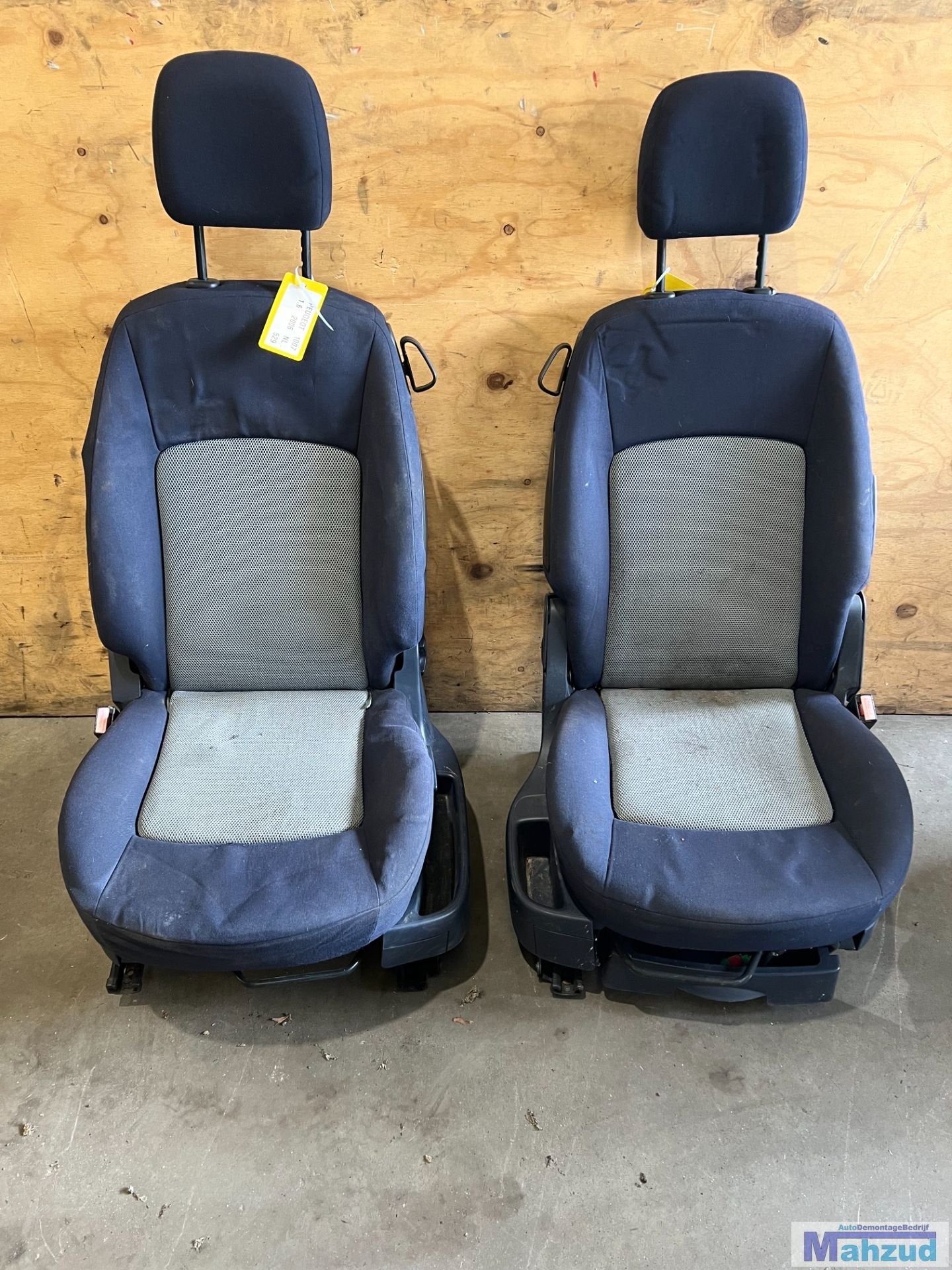 PEUGEOT 1007 links rechts stoel 2005+, Taurusavenue 1
2132 LS  Hoofddorp, NL, Gebruikt, Contact.group@renault.com, Stellantis N.V.