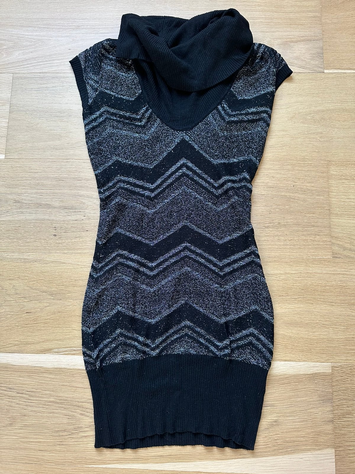 Jane Norman glitter jurk S, Zwart, Ophalen of Verzenden, Maat 36 (S), Gedragen