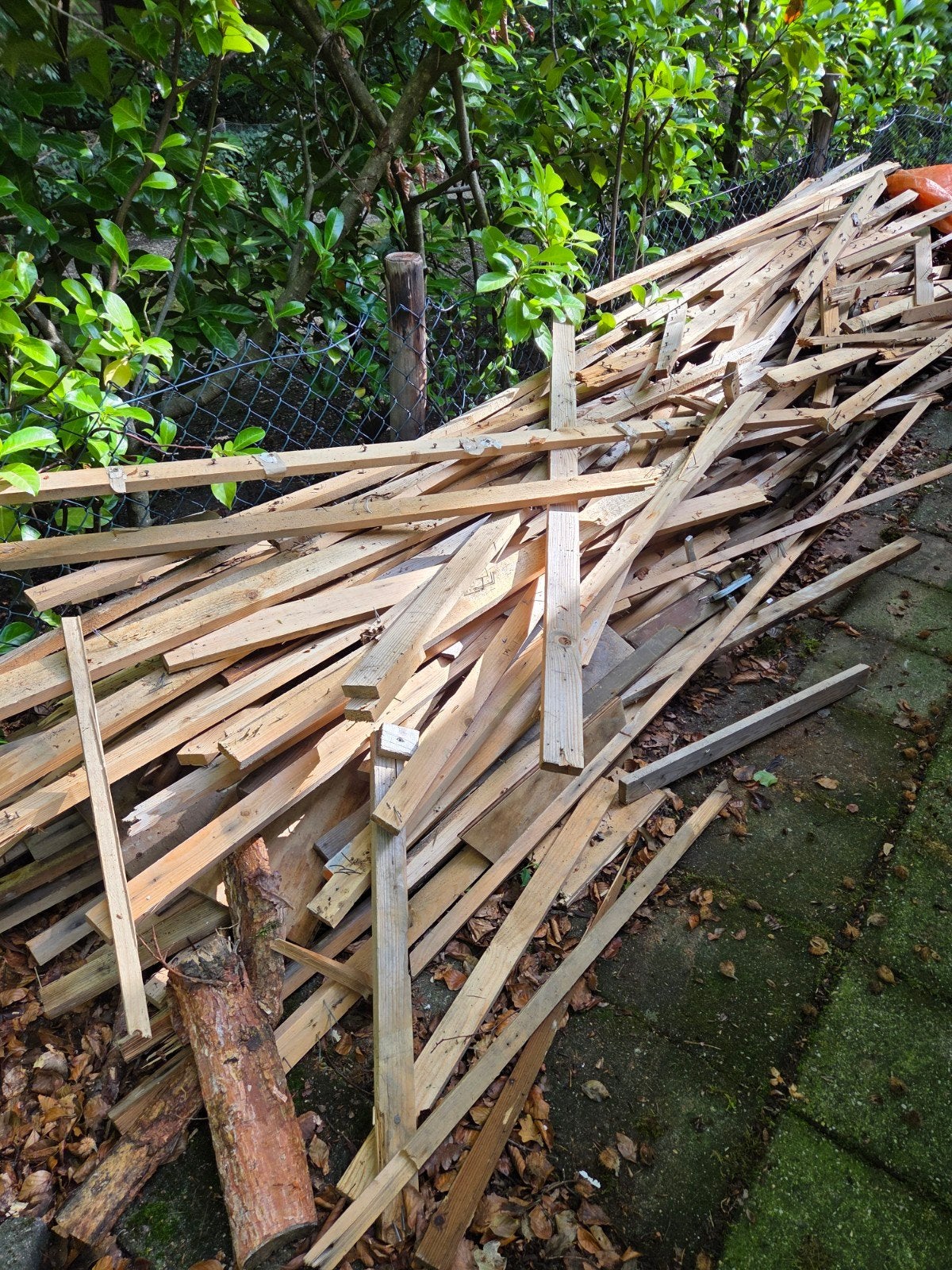 Gratis brandhout / sloophout, Ophalen