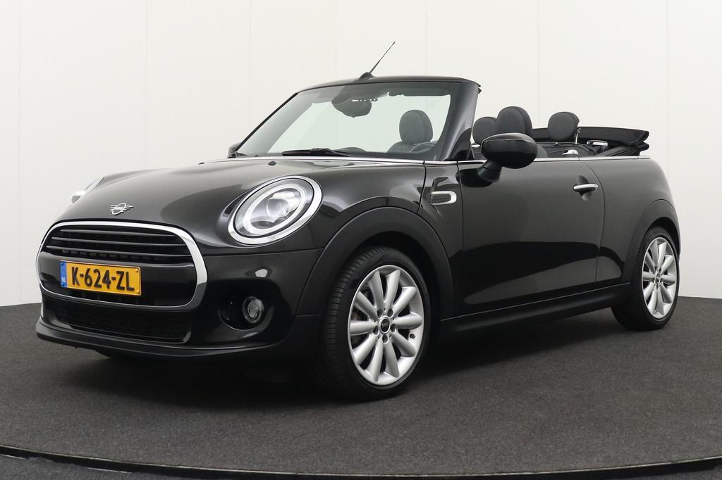 MINI Cabrio 1.5 136 PK Aut. Cooper Facelift Navi Climate LED, Auto's, Mini, Gebruikt, Euro 6, Cabriolet, 4 stoelen
