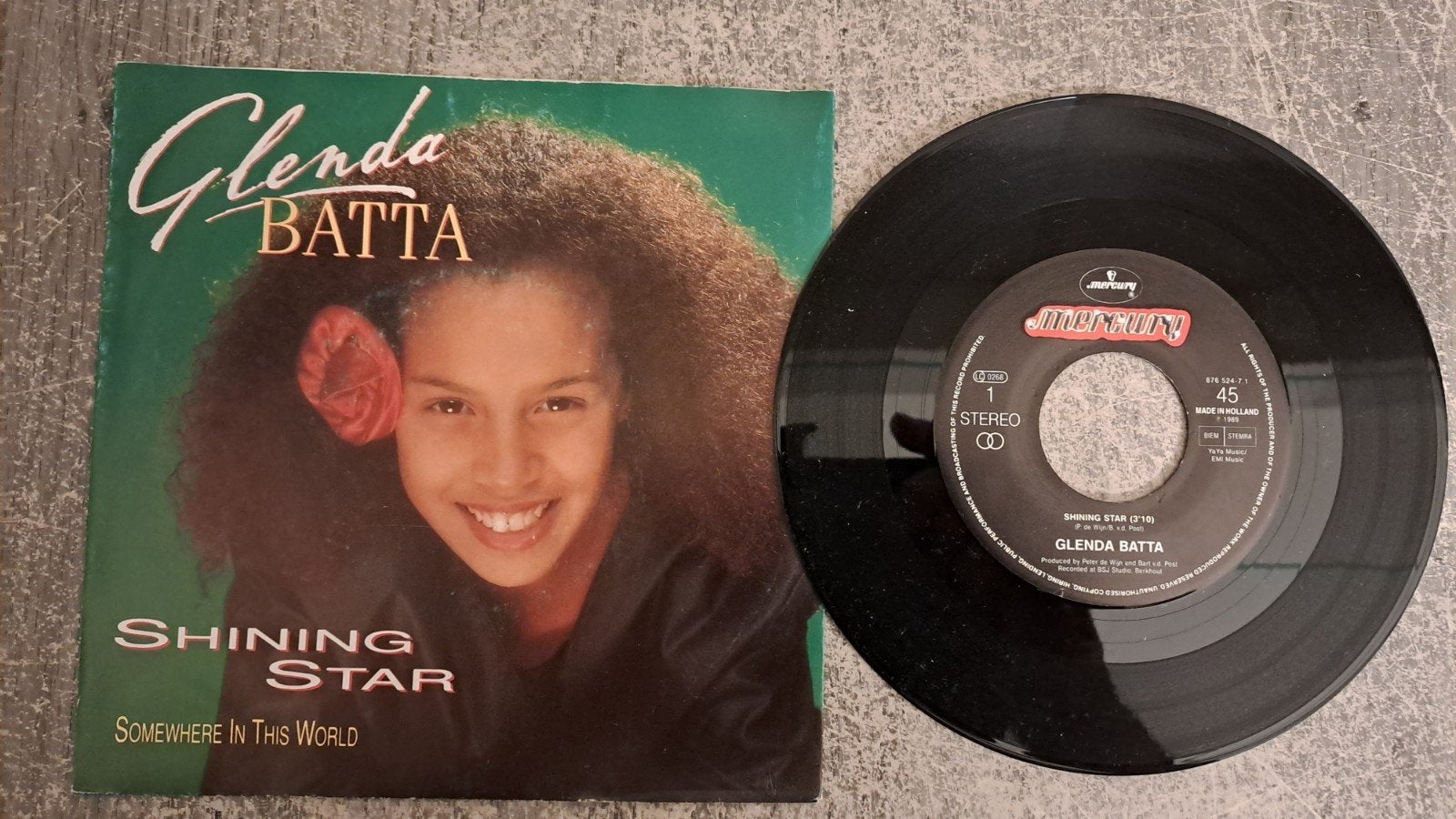 Glenda batta  - shinning star, Fotohoes, Ophalen of Verzenden, Gebruikt, Pop