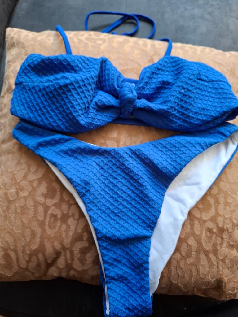 Nieuwe bikini maat S van Shein, Kleding | Dames, Badmode en Zwemkleding, Blauw, Nieuw, Ophalen of Verzenden, Bikini