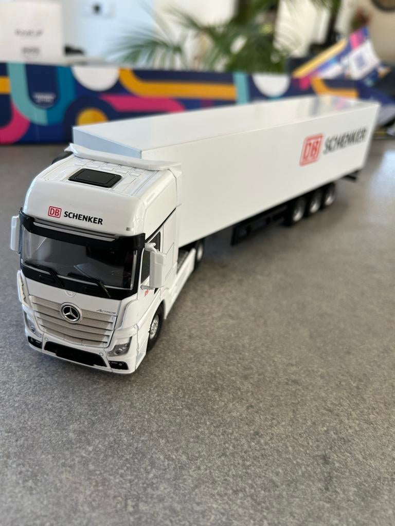 Mercedes-Benz Actros DB Schenker Miniatuur Vrachtwagen, Ophalen of Verzenden, Zo goed als nieuw, Overige typen