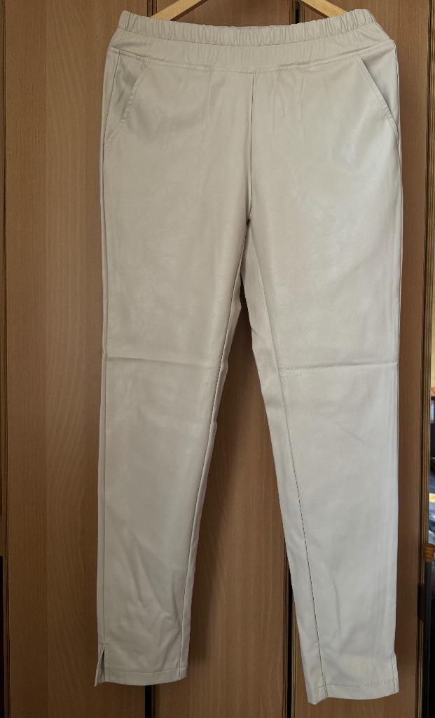 Beige kunstleren broek Costes, Beige, Maat 46/48 (XL) of groter, Ophalen of Verzenden, Zo goed als nieuw