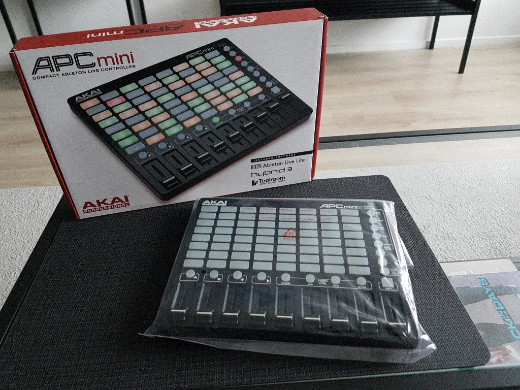 Akai APC Mini | MIDI-controller | Nieuw, Muziek en Instrumenten, Ophalen of Verzenden, Nieuw