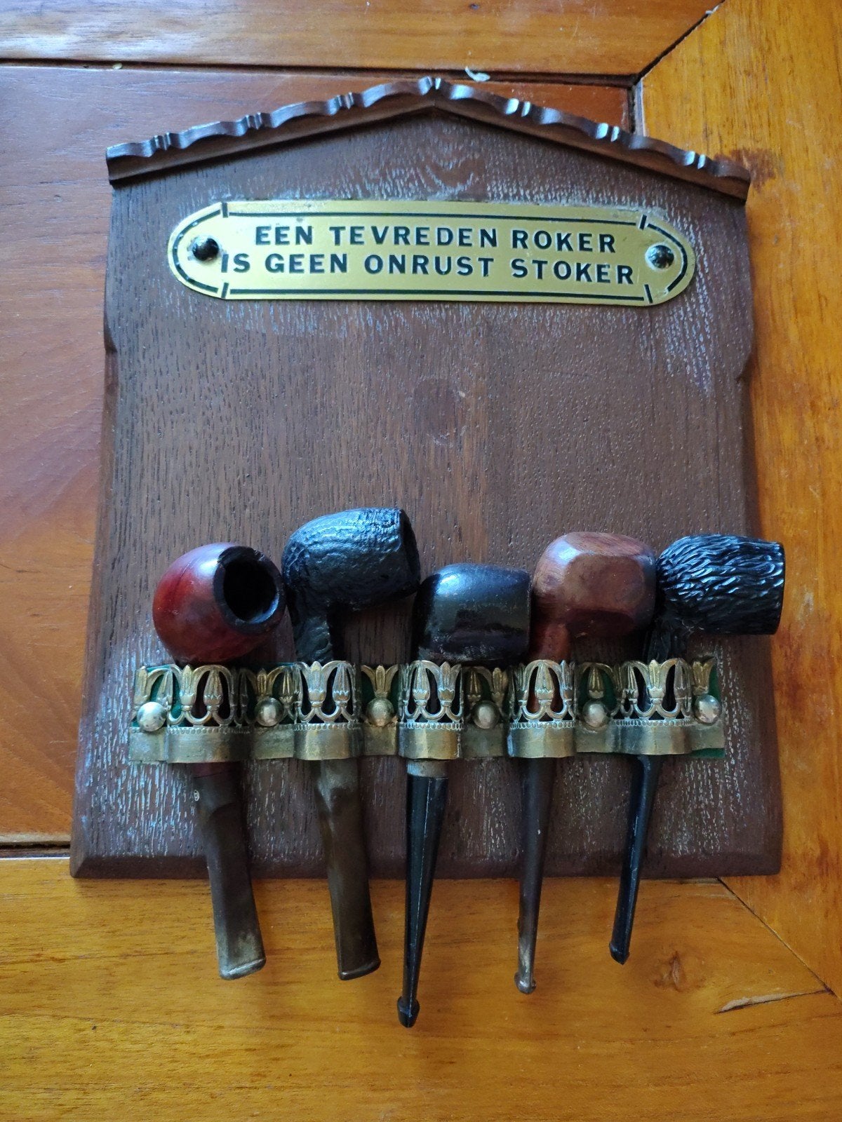 Antiek houten pijpenrek met spreuk - 6 pijpen, Ophalen of Verzenden