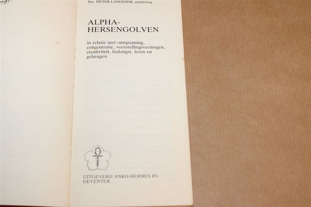 Alpha-Hersengolven — Ontspanning & Concentratie, Ophalen of Verzenden, Gelezen, Overige onderwerpen, Achtergrond en Informatie