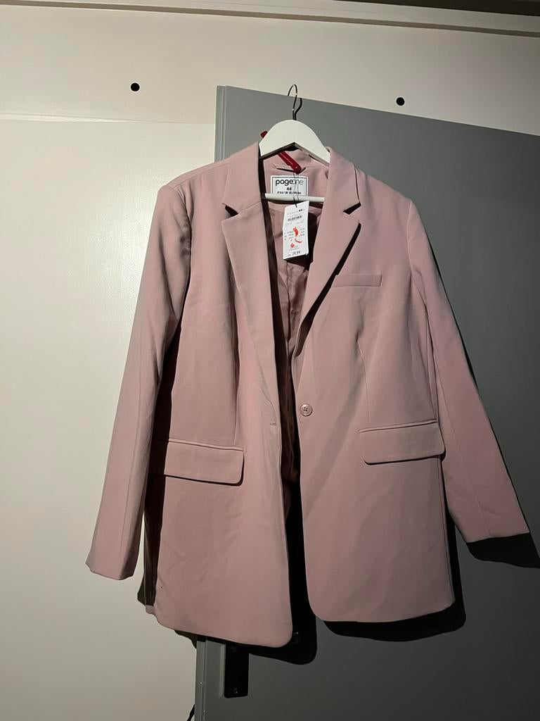 Nieuwe poederroze blazer maat 44, kaartje er nog aan, Maat 42/44 (L), Nieuw, Ophalen of Verzenden, Jasje